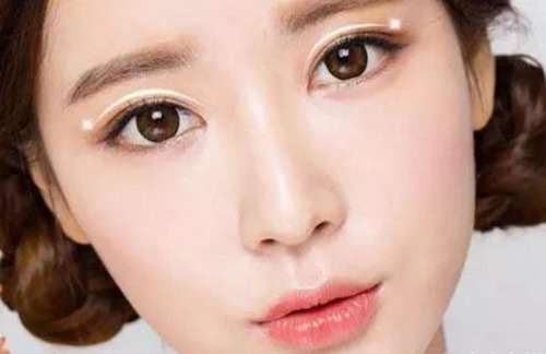 顾新安割双眼皮怎么样？专业背景强大、技术特点出众、审美理念突出
