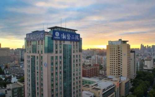 浙大二院祛眼袋专家排名榜单更新！余建新、黄成技术在线！