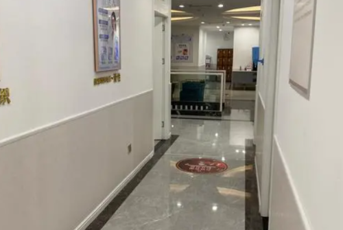 成都圣丹福整形美容医院做隆鼻怎么样?做隆鼻手术的价格大约是14000元起