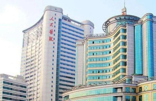 武汉人民医院口腔科专家，牙齿疑难杂症有救了！人民医院口腔科专家团信息一览！