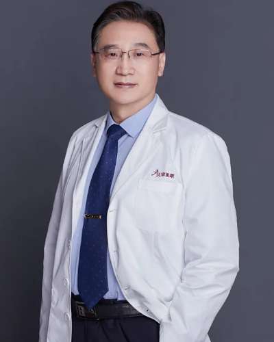北京王志强隆胸案例怎么样？医生资料及案例分析！