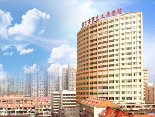 顾迎新和赖红昌哪一个医生好?技术水平全方位对比