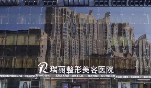 金华瑞丽隆鼻价格是多少？2w到12w元不等，肖权桂等医生资料发布！
