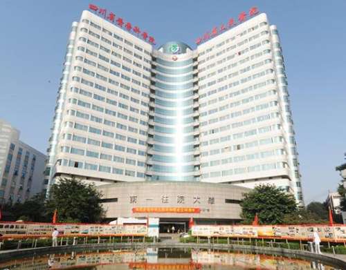 成都蔡震做鼻子技术点评|坐诊医院、口碑评价、隆鼻案例
