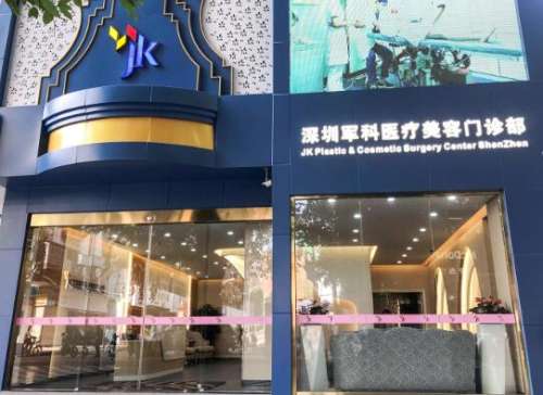 刘月更鼻子整形技术怎么样?手术报价高吗?鼻修复案例对比