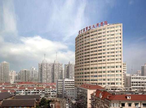 上海九院张余光和杨军谁做双眼皮最好?技术、口碑PK