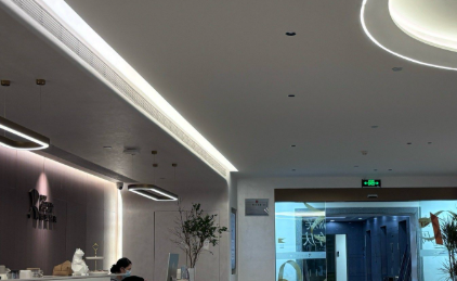 郭震宇隆胸案例公布！附2026上海港丽详细价格表、术后塑身衣穿戴指南