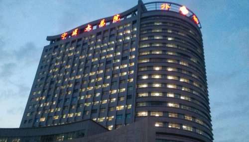 宁夏医科大学总医院玻尿酸多少钱？价格表更新！