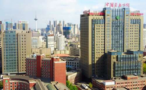 中国医科大学附属第一医院唐明睿v脸整形手术怎么样?需要多少钱?心动案例+技术优点