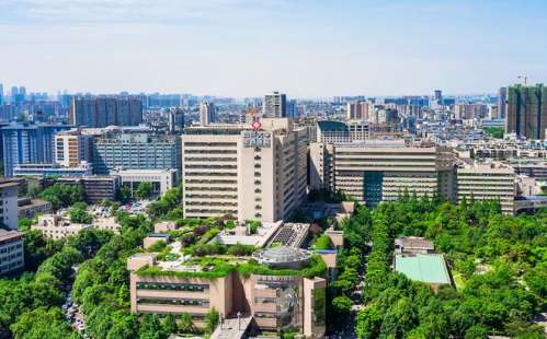 成都华西整容价格表
