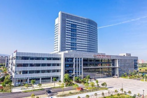温州医科大学附属第一医院v脸紧致提升经验案例+收费标准?