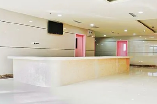 长沙热提拉去颈纹及眉间纹哪家医院好？市中心医院、市第一医院避坑清单